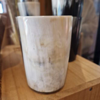 Gobelet en Corne Mélange de Beiges - Pièce Unique