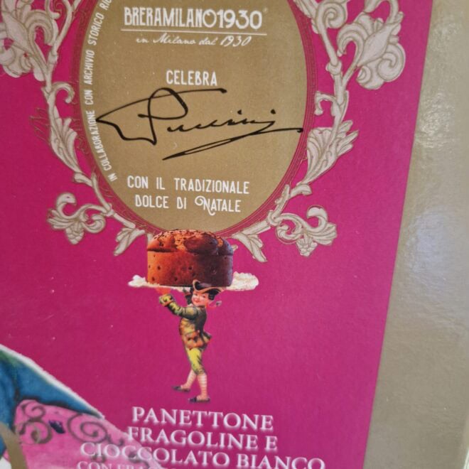 Panettone artisanal à la Fraise, Chocolat blanc et Grains de poivre vert confits 750gr de la Maison G.Cova à Milan – Image 3