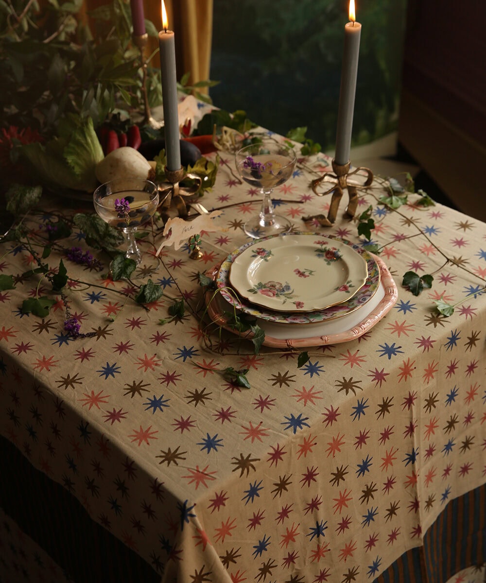 Jeté de table Noa Star 240*280cm dans un sac fourre-tout - Doing Goods
