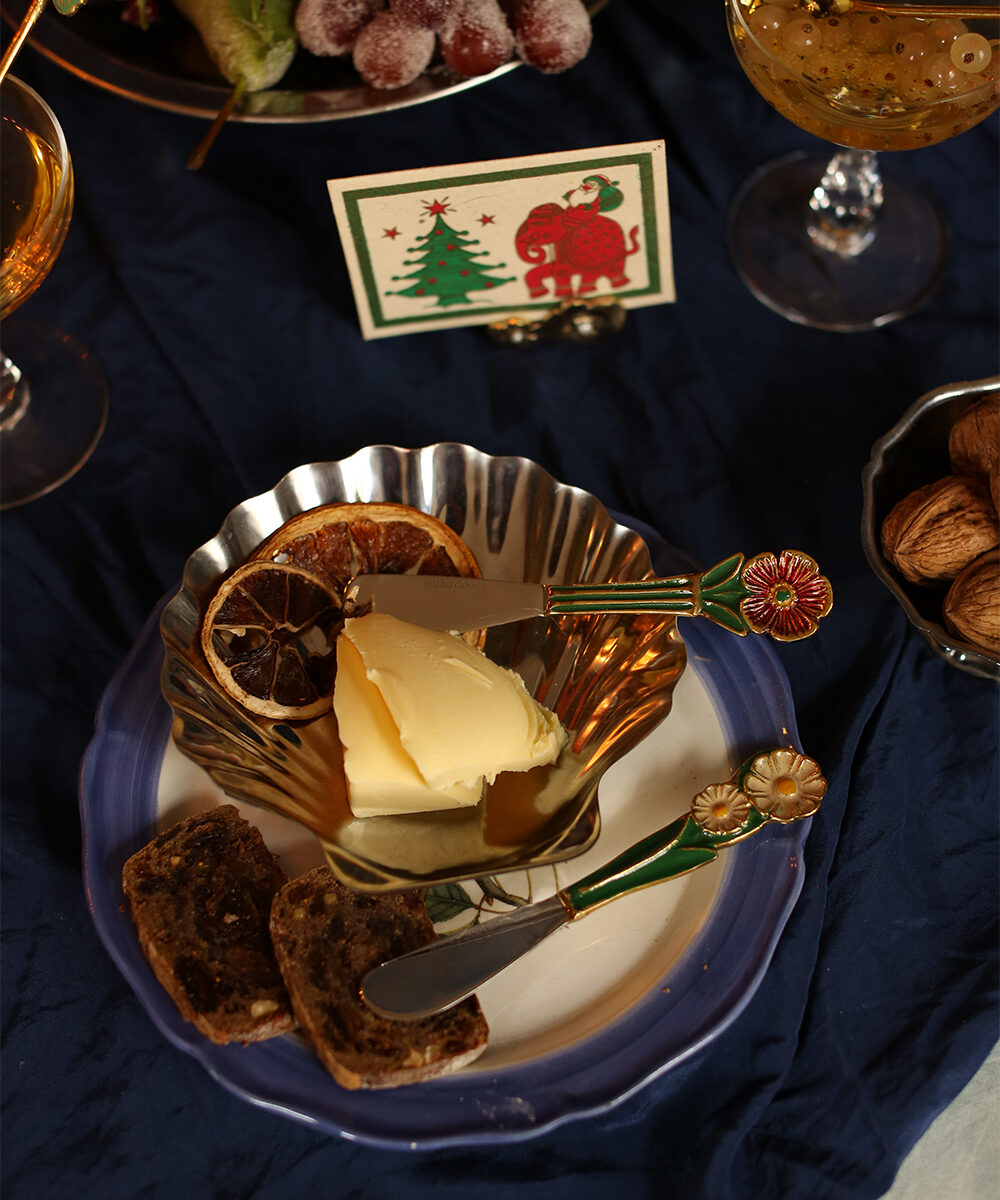 Ensemble de Couteaux à Fromage Posy – Artisanat Floral et Élégance Dorée - Doing Goods – Image 2