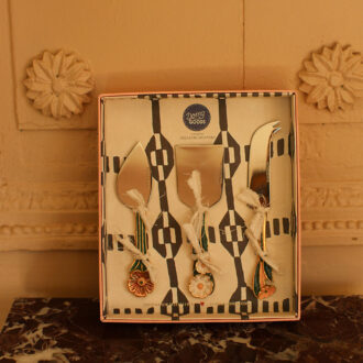 Ensemble de Couteaux à Fromage Posy – Artisanat Floral et Élégance Dorée - Doing Goods